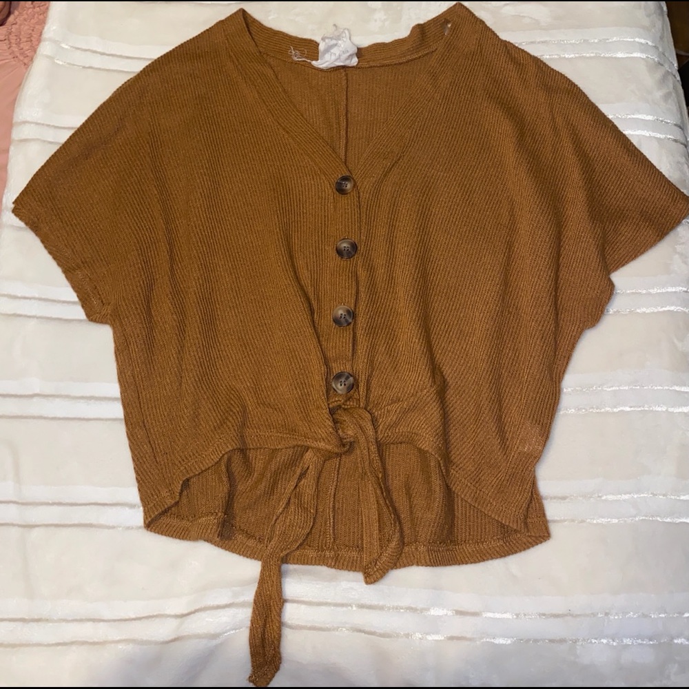 Brown top